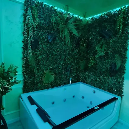 Kristal -jacuzzi , Private Banja Luka